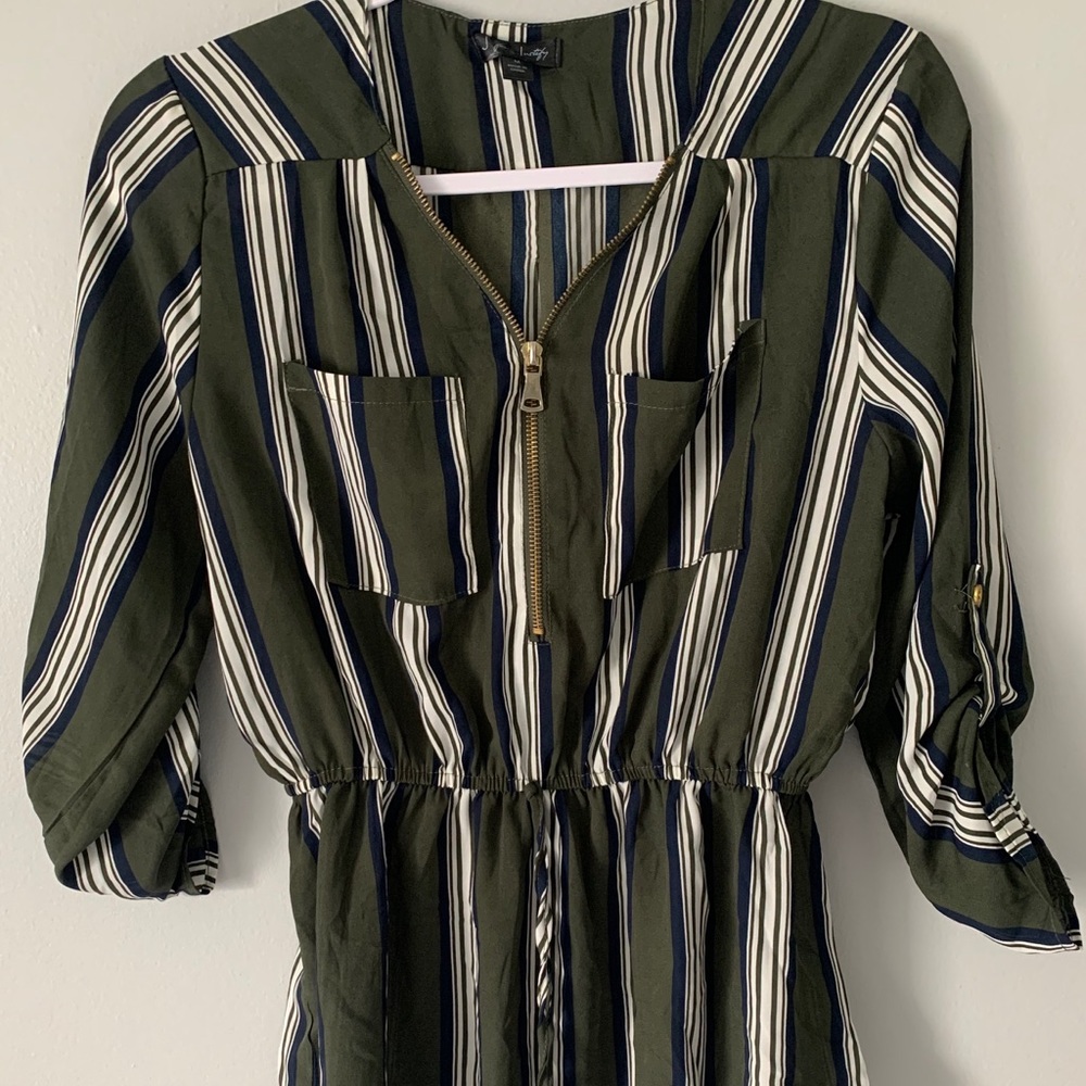 Stripped Zippered Blouse